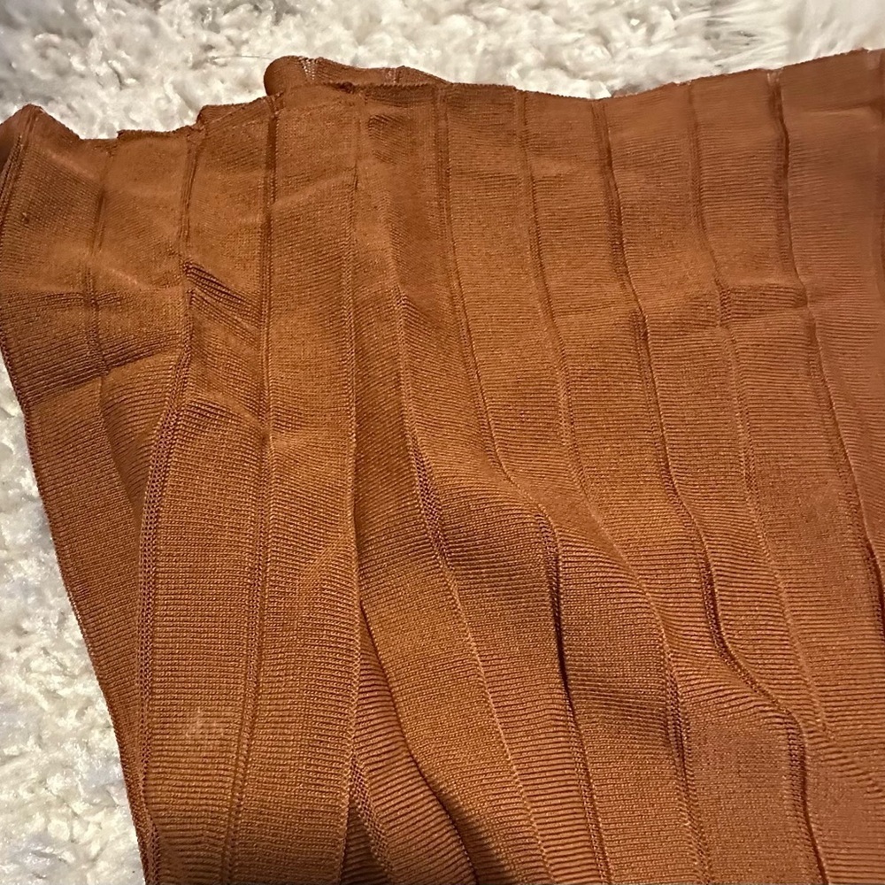 RAG & BONE NWT Esme Pleated Midi Skirt in Brown— Size XS - Picture 8 of 9